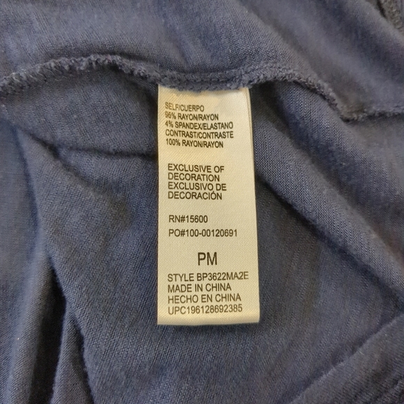 Democracy women's navy blue pullover blouse, size PM - Picture 8 of 12